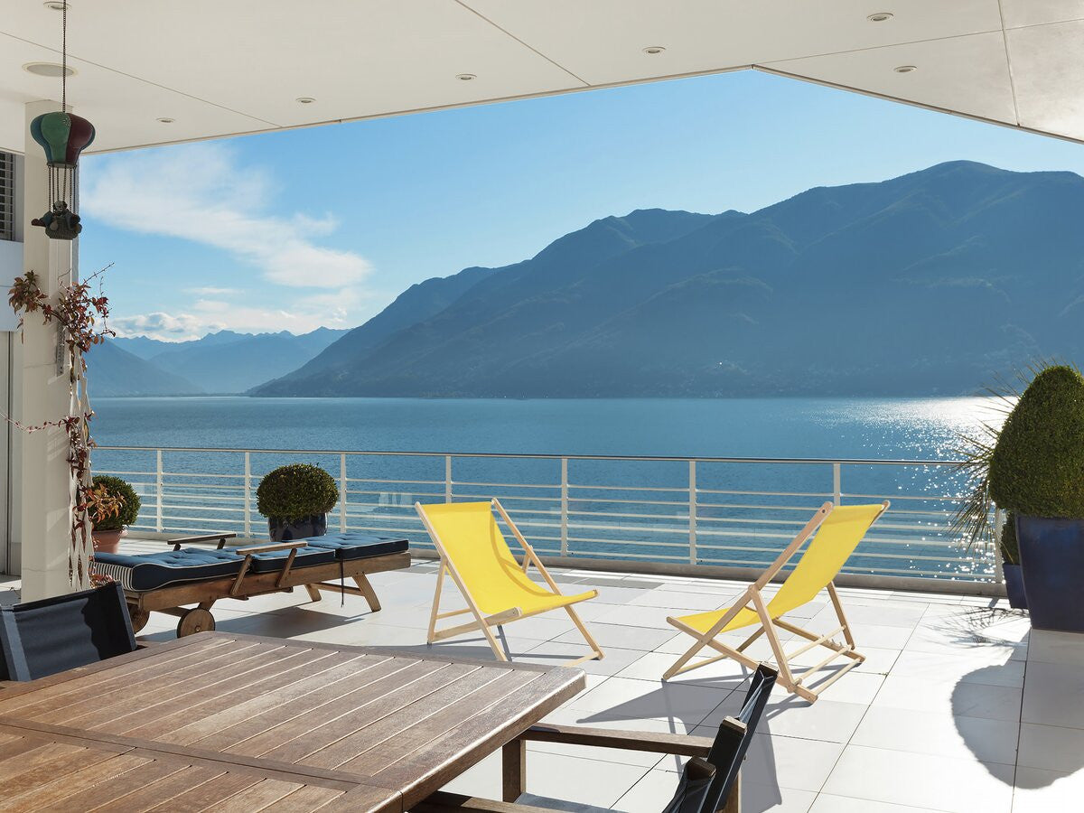 Set di 2 sedie a sdraio in legno "Chilean" - 107 x 56.5 x 81 cm - Giallo