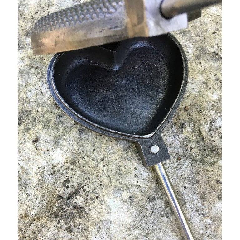 Love Pie - Cast Iron