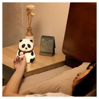 Trade Shop - Luce Notturna Panda Led Sensore Touch Lampada Da Tavolo Usb Ricaricabile Camera         