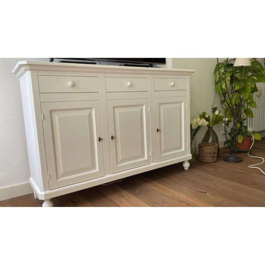 Credenza 3 ante 3 cassetti in stile classico in legno e mdf con rifinitura in noce bianco 150x43x98 H