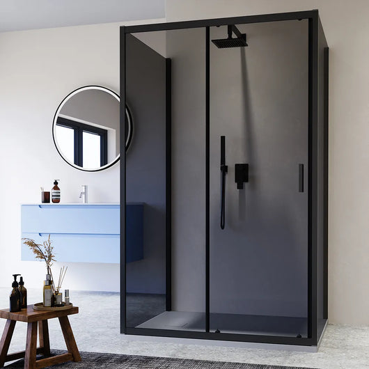 Box doccia nero opaco 3 lati 90x140x90cm con porta scorrevole e doppia parete fissa vetro 6mm fumè h185cm | Madagascar