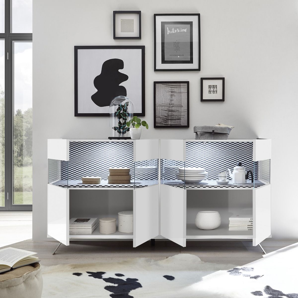 Madia 4 ante bianco lucido con piedino in ferro e interno bianco opaco ZZENGLMD4T