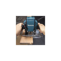 Trade Shop - Makita Fresatrice Superiore Pantografo Verticale 8mm 900w 0-27000 G/min. Rp0900j -
