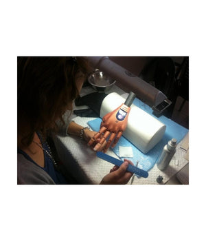 Mano Finta Per Pratica Nail Art Estetista Supporto Tavolo Unghie Finte Gel Tips         