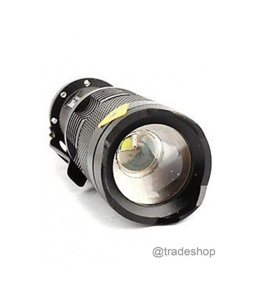 Mini Torcia A Luce Bianca 500 W 800 Lumes Ricaricabile Resistente Con Gancio         