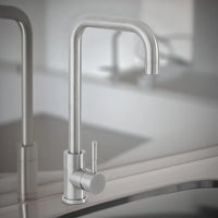 Miscelatore lavello in acciaio spazzolato con canna svedese girevole