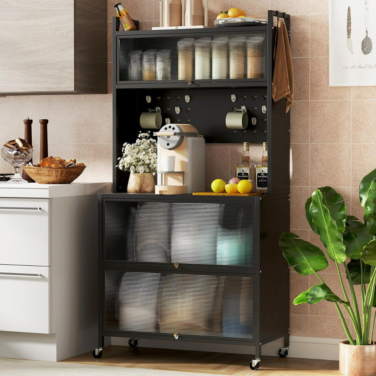 Mobile da cucina rete a 5 ripiani supporto microonde ante a ribalta-Mobile da cucina pannello con ganci Nero