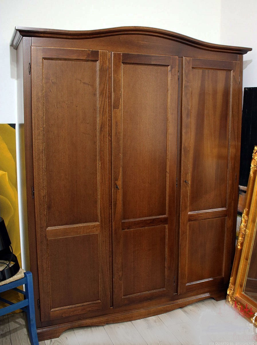 Armadio 3 ante in legno massello arte povera tinta noce 158x56x197