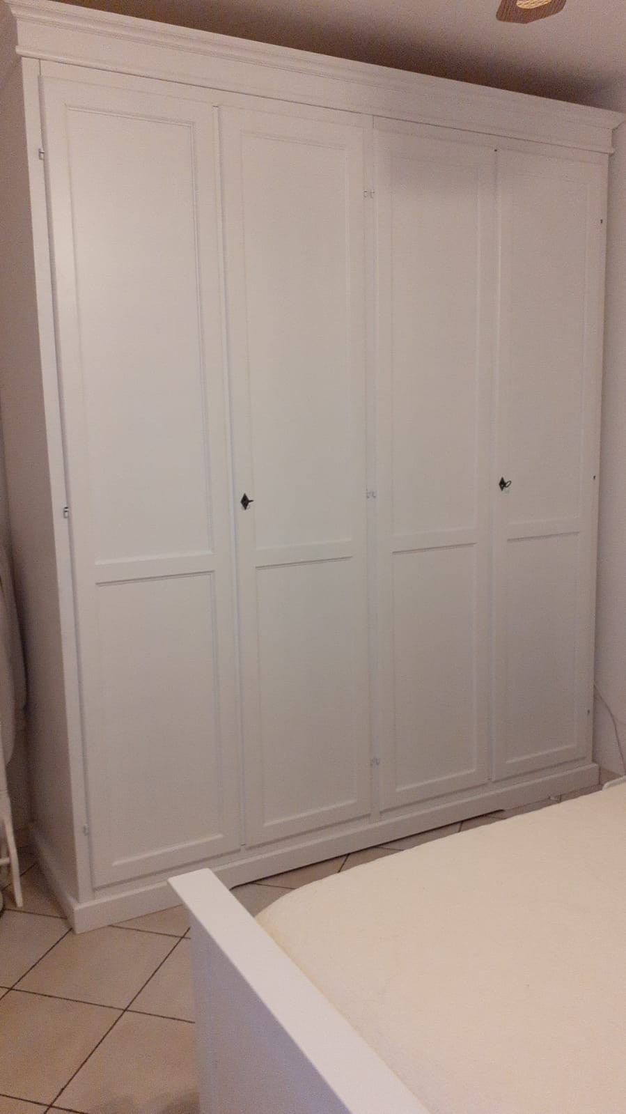 Armadio 4 porte arte povera legno shabby bianco 210x67x250