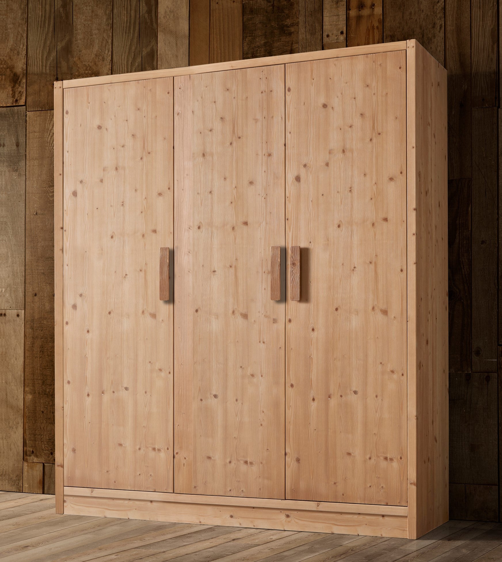 Armadio cortina 3 ante in legno massello di abete 180x55x220