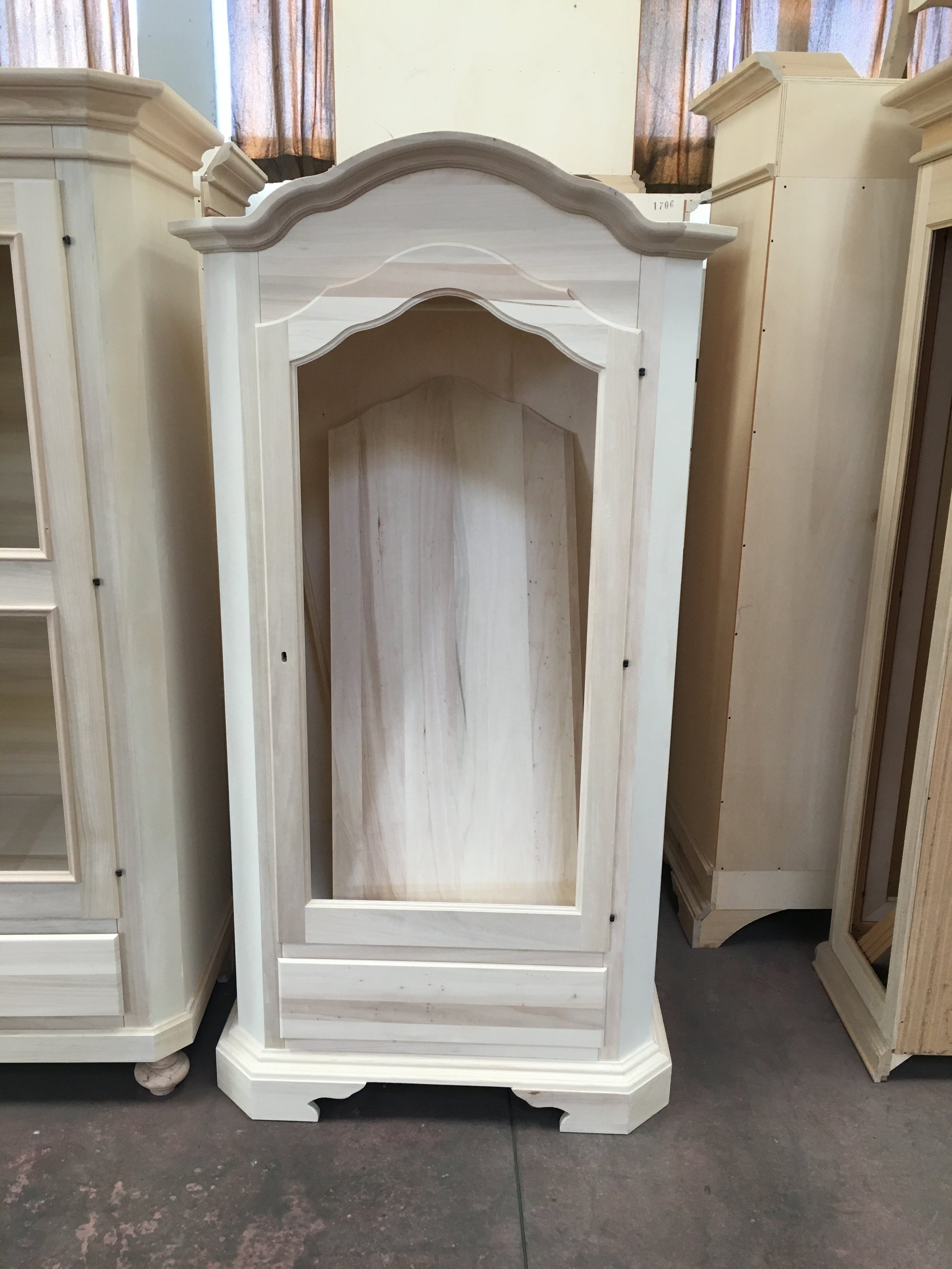Armadio in legno 1 porta 1 cassetto sagomato grezzo  l.102 p.60 h.196 - Mobili 2G