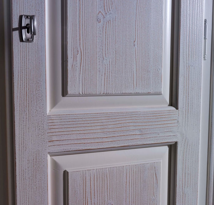 Armadio shabby 4 ante in legno bianco spazzolato 231x63x219 (2207) - Mobili 2G