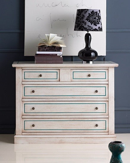 Cassettiera 5 cassetti legno shabby bianco anticato filo azzurro 117x51x101 - Mobili 2G