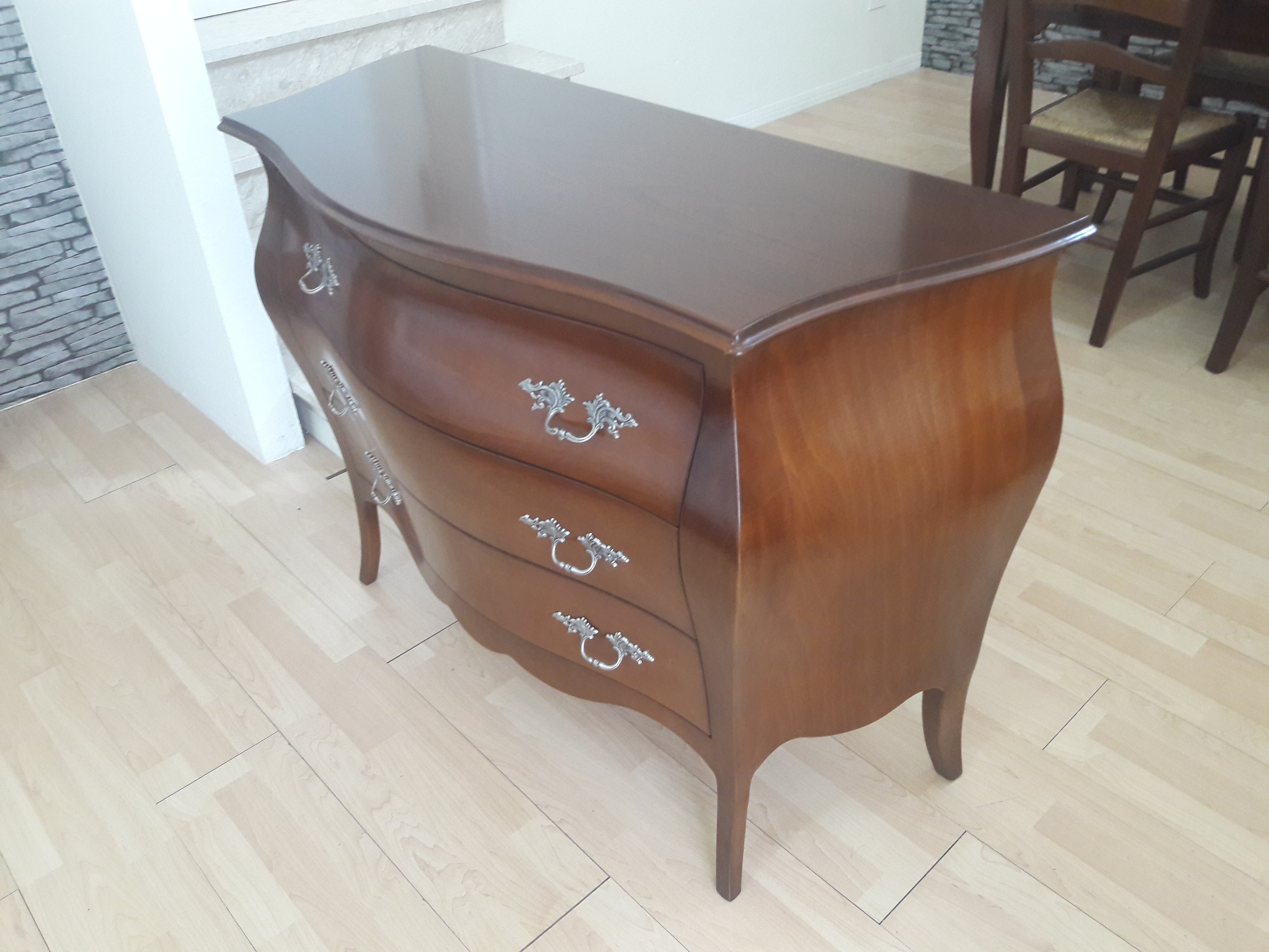 Comò classico bombato legno 3 cassetti tinta noce 105x42x85 - Mobili 2G