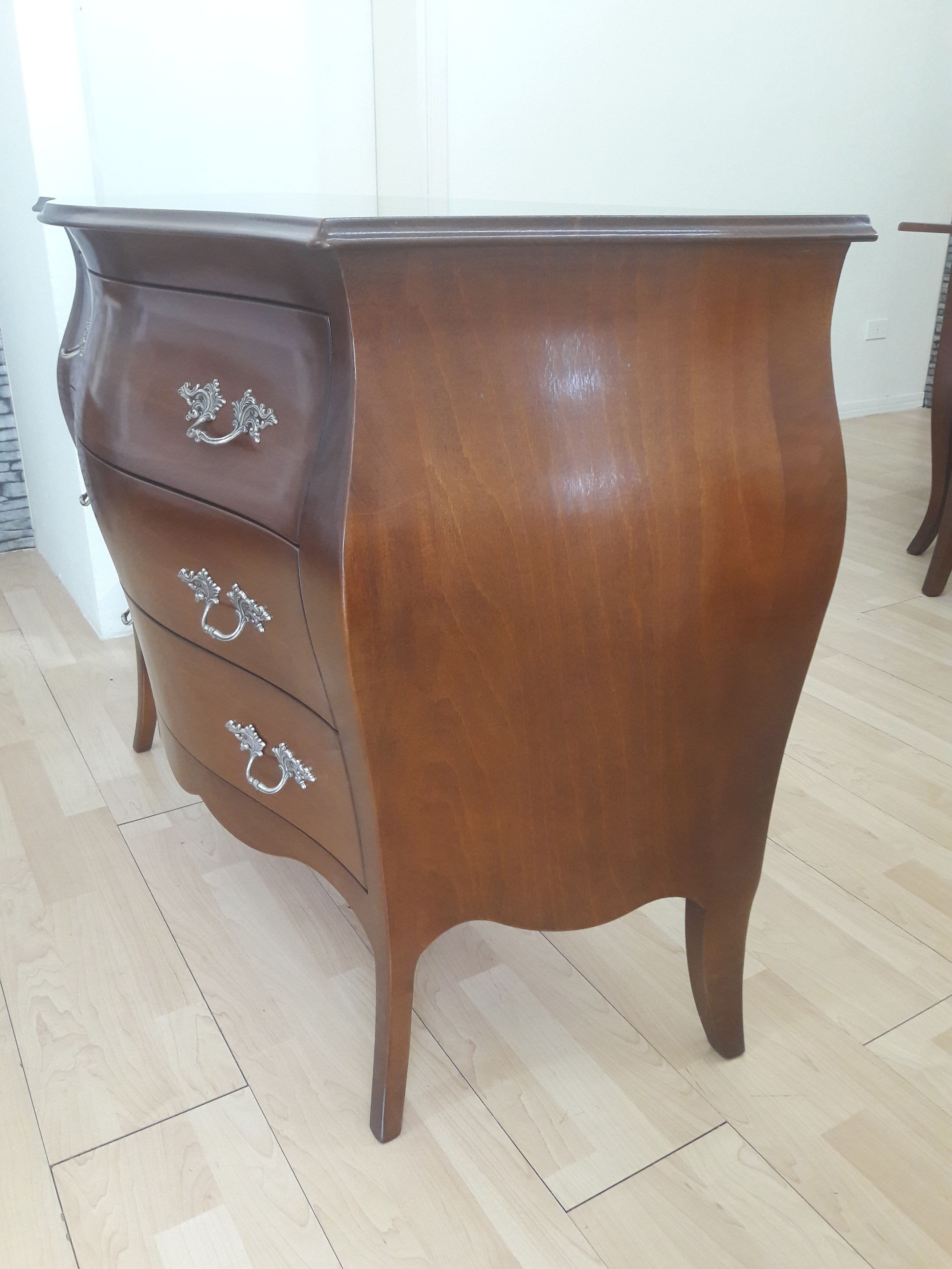 Comò classico bombato legno 3 cassetti tinta noce 105x42x85 - Mobili 2G