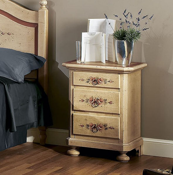  comodino arte povera 3 cassetti legno shabby avorio rosso 50x38x66 (1423) - Mobili 2G