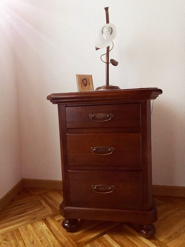  comodino classico 3 cassetti legno tinta noce 50x38x66 - Mobili 2G