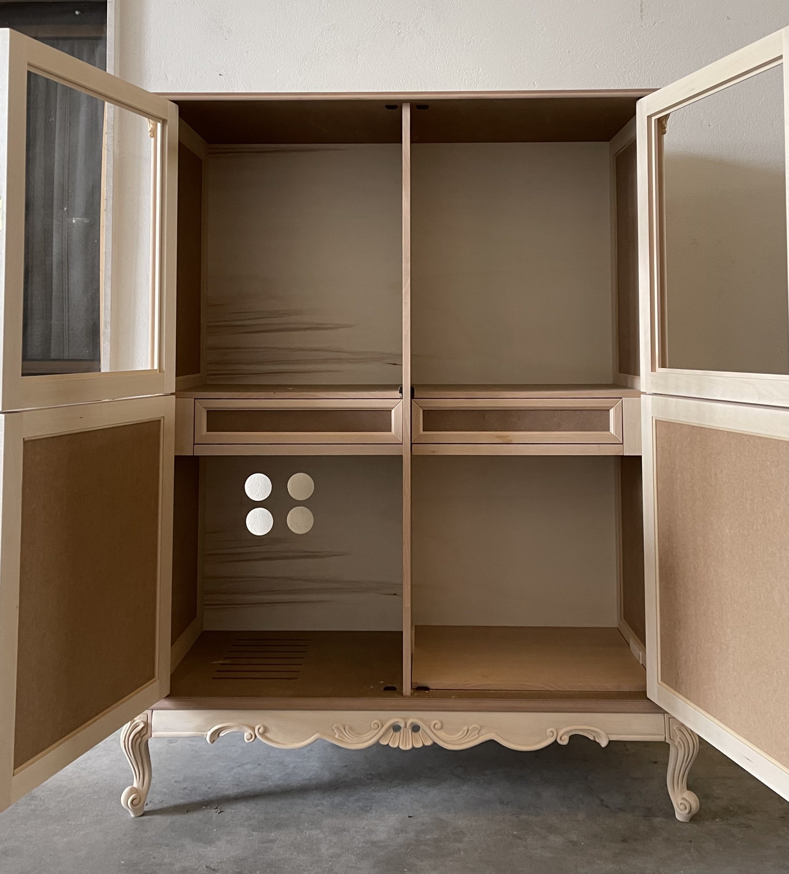 Credenza 4 porte 2 cassetti classica barocco legno grezzo 142x55x180 - Mobili 2G