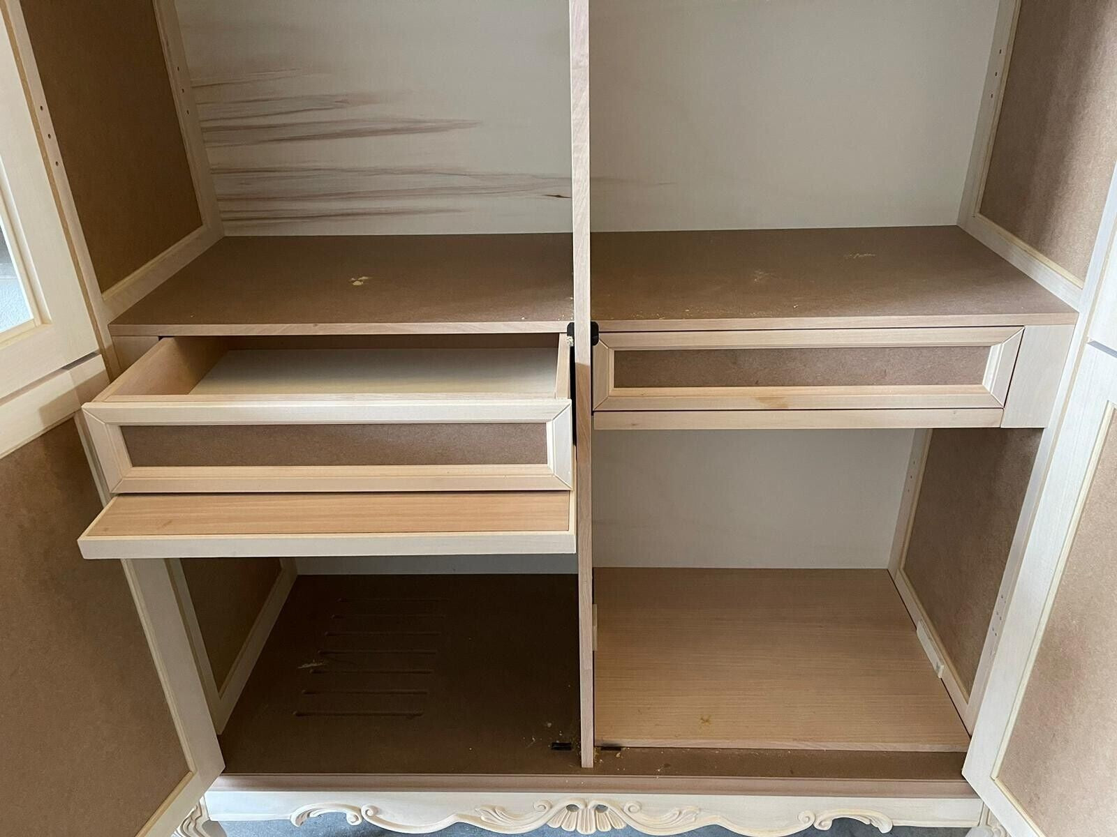 Credenza 4 porte 2 cassetti classica barocco legno grezzo 142x55x180 - Mobili 2G