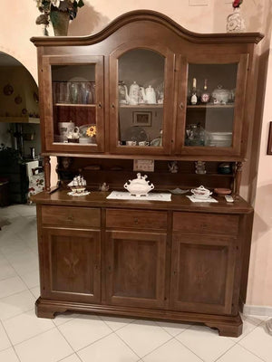 Cristalliera 3 porte classica sagomata spiga legno tinta noce 163x49x228 - Mobili 2G