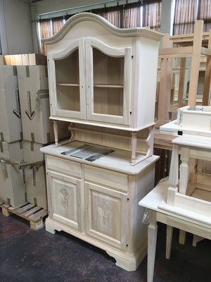 Cristalliera classica in legno 2 ante cappello sagomato grezzo l.114 p.49 h.215 (2139+2140) - Mobili 2G