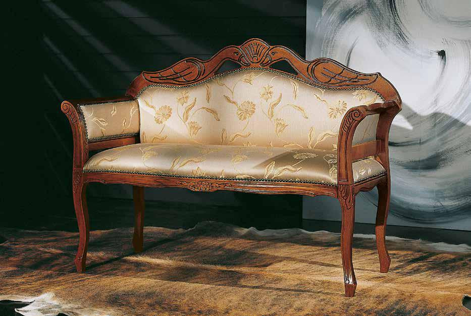 Divanetto imbottito in legno intagliato con fregi - Mobili 2G