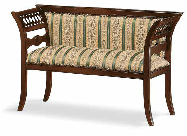 Divanetto imbottito in legno intagliato con fregi - Mobili 2G