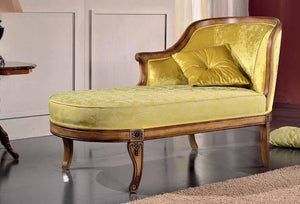 Divanetto imbottito in legno massello con fregi - Mobili 2G