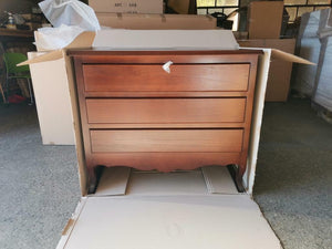 Gruppo 1 cassettiera 2 comodini arte povera tinta noce - Mobili 2G