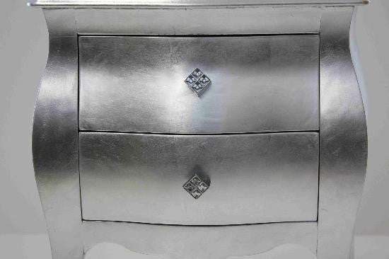 Gruppo 1 cassettiera 2 comodini bombati foglia argento maniglie swarovski - Mobili 2G
