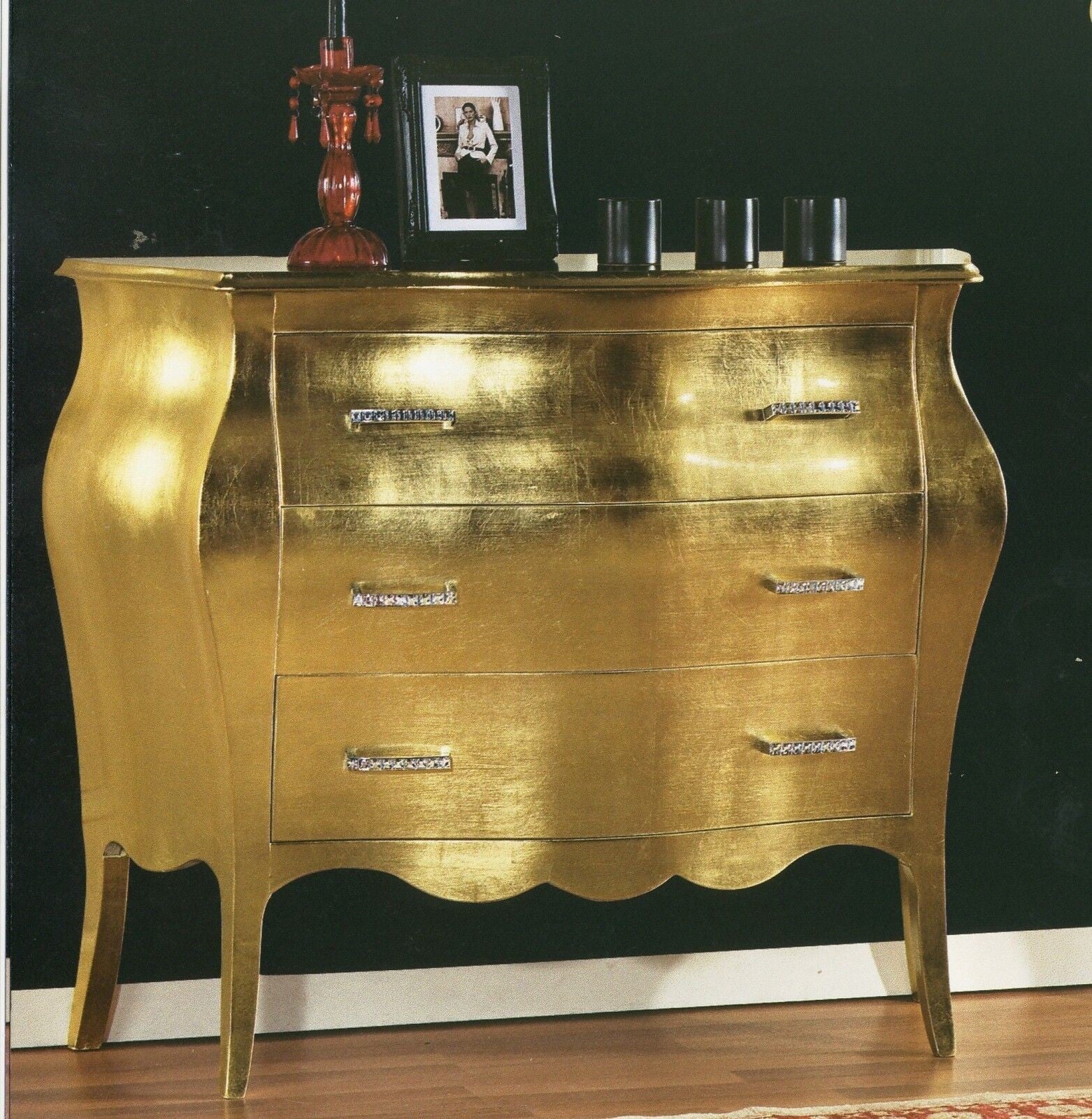 Gruppo 1 cassettiera 2 comodini bombati foglia oro maniglie swarovski - Mobili 2G