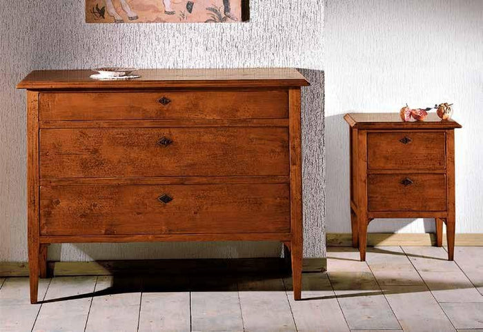 Gruppo 1 cassettiera 2 comodini legno arte povera tinta noce - Mobili 2G