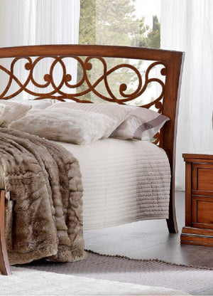 Letto arte povera traforato in legno tinta noce 184x210x120 - Mobili 2G