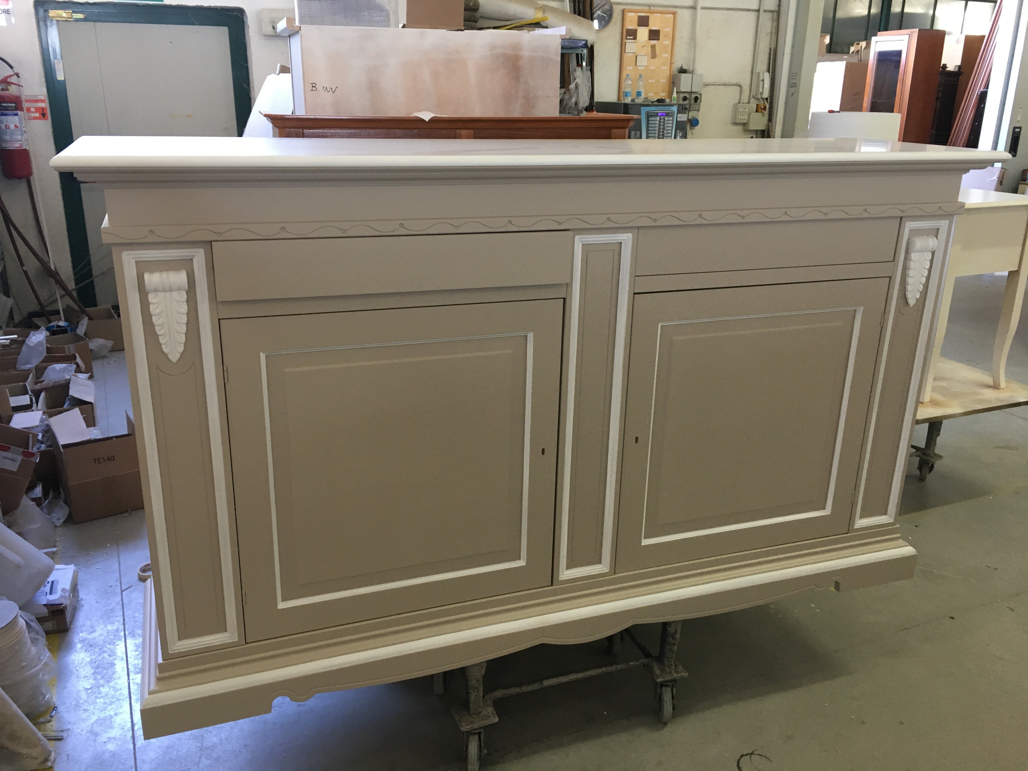 Madia credenza 2 ante 2 in legno tortora/bianco 213x54x124