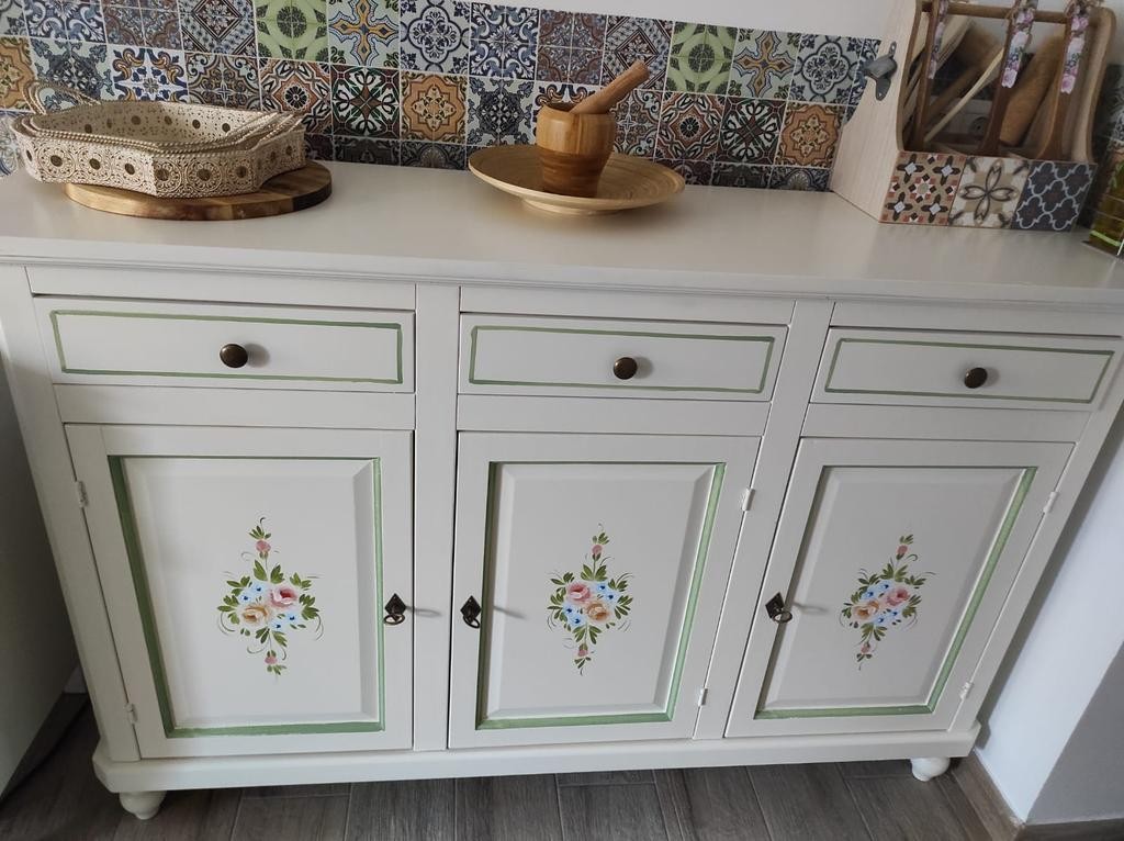 Madia credenza 3 ante napoletana bianco con decori e profili verdi l.150 p.43 h.98 (493) - Mobili 2G