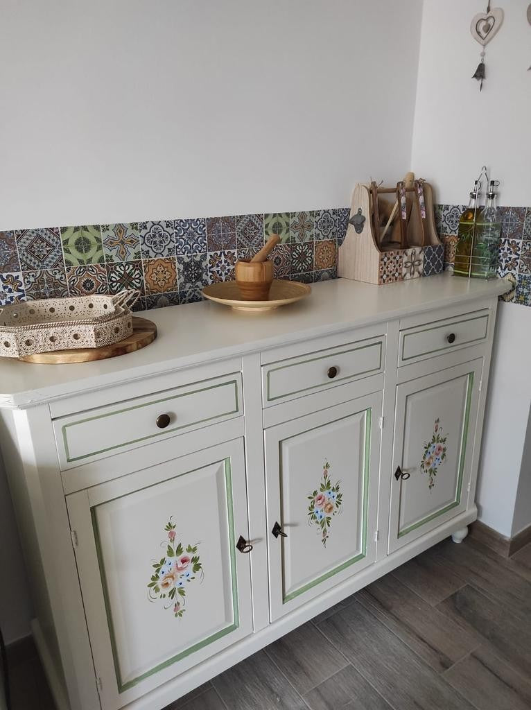 Madia credenza 3 ante napoletana bianco con decori e profili verdi l.150 p.43 h.98 (493) - Mobili 2G