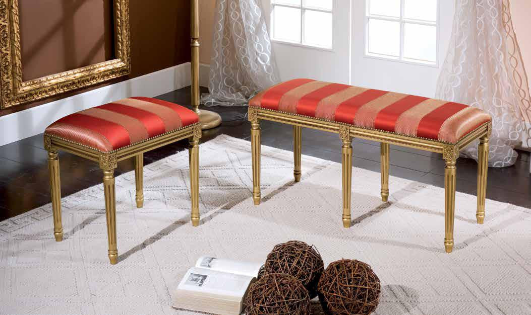 Panca imbottita in legno intagliato con fregi oro - Mobili 2G