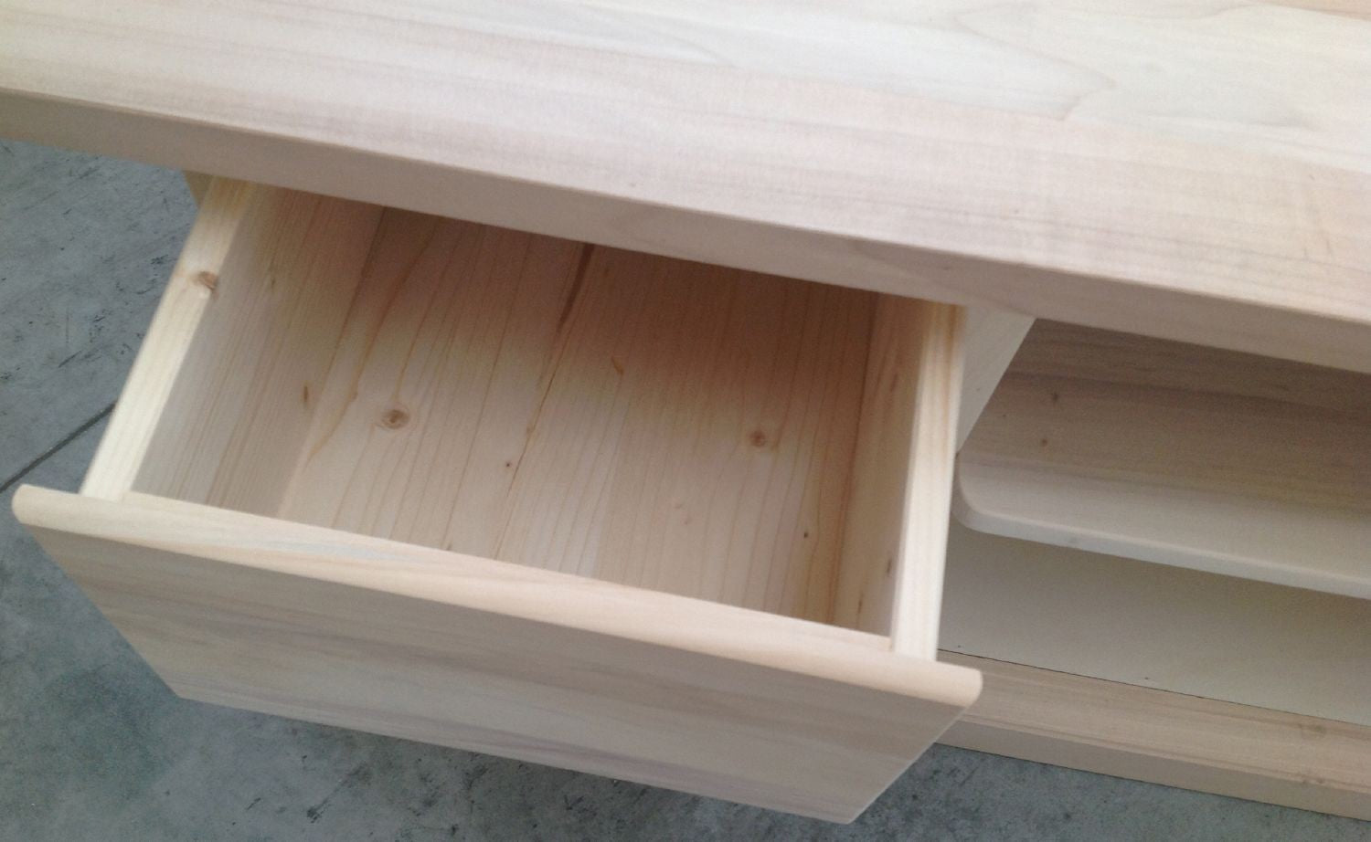 Porta tv 4 cassetti arte povera in legno grezzo  l.120 p.53 h.53 (982) - Mobili 2G