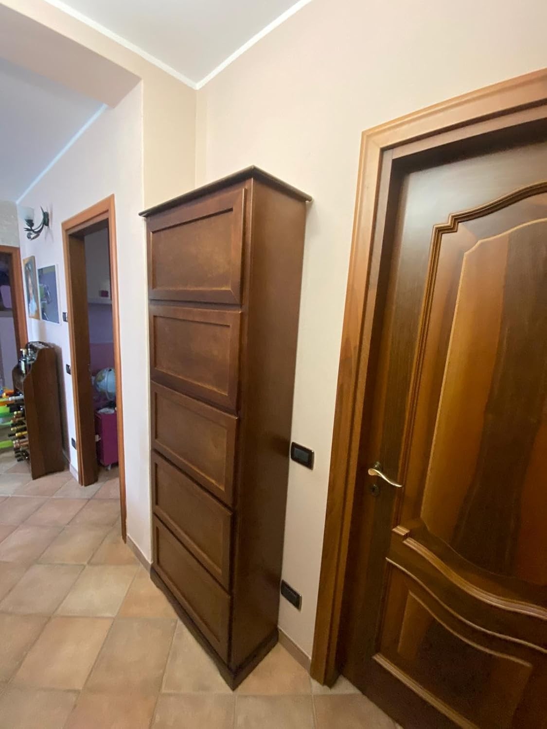 Scarpiera 5 ante ribalta arte povera legno tinta noce 79x30x210 (282) - Mobili 2G