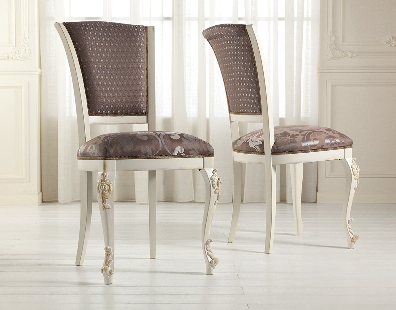 Sedia intagliata in legno imbottita laccato bianco - Mobili 2G