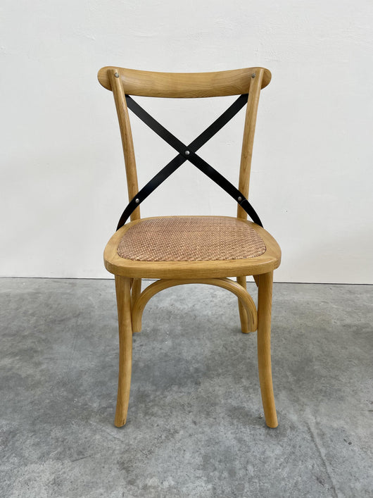 Set 2 sedie cross miele con schienale in ferro e seduta in rattan - Mobili 2G