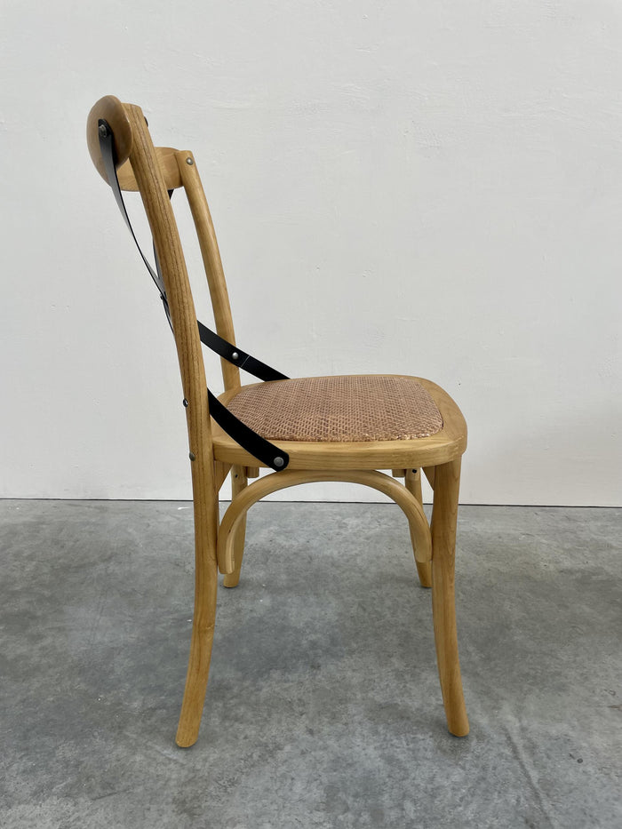 Set 2 sedie cross miele con schienale in ferro e seduta in rattan - Mobili 2G