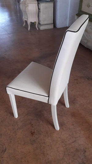 Set 2 sedie imbottite avorio in ecopelle filo marrone (6098) - Mobili 2G