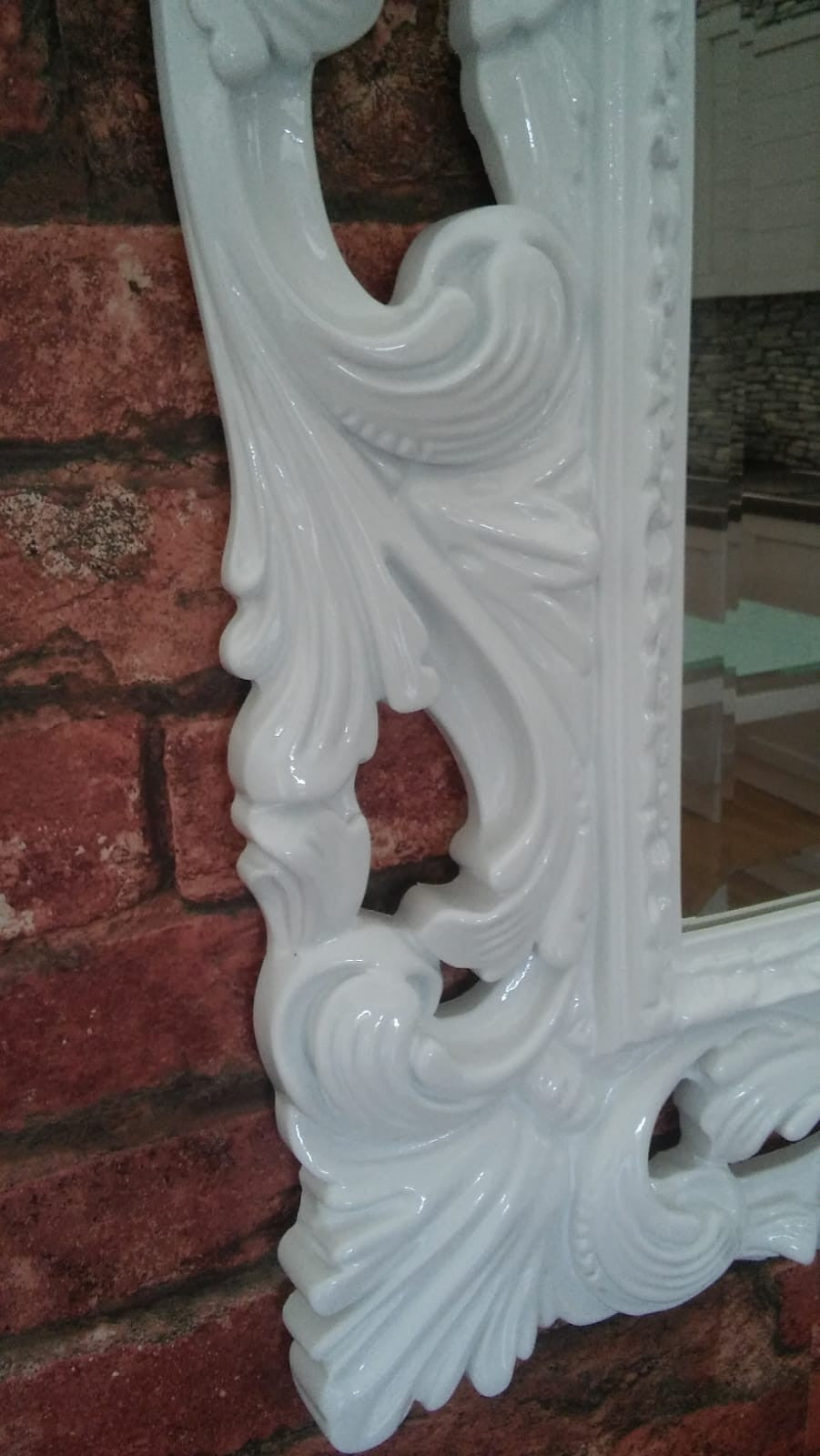 Specchiera barocca intagliata bianco lucida  l.74 p.3 h.94