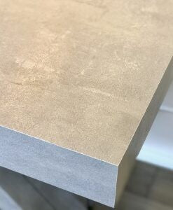 Tavolo rettangolare a croce allungabile in finitura beton nobilitato l.180 p.100 h.76 - Mobili 2G