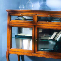 Vetrina classica in legno 2 porte 2 ribalte finitura bassano l.100 p.38 h.95 - Mobili 2G
