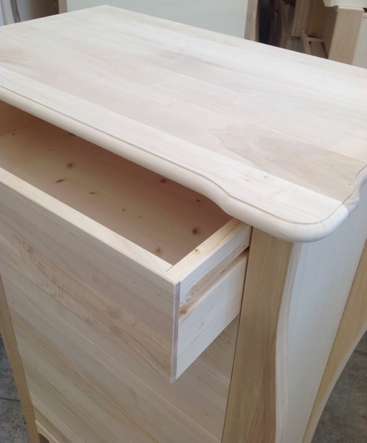 Cassettiera 7 cassetti in legno grezza l.80 p.48 h.138 (494) - Mobili 2G