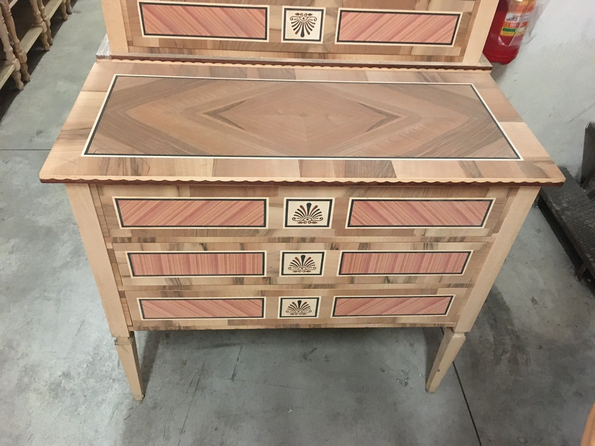 Como' intarsiato in legno 3 cassetti grezzo l.100 p.45 h.87