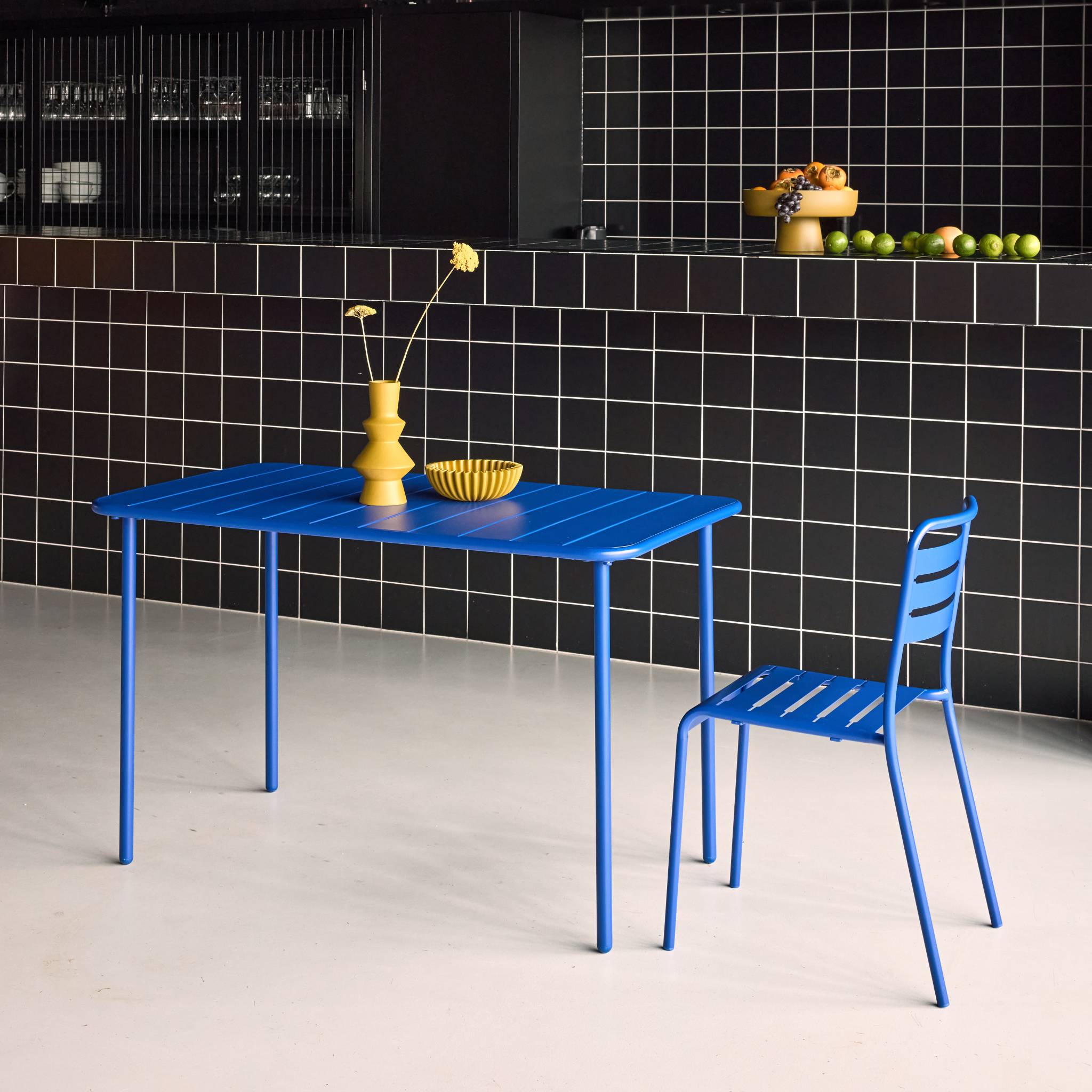 Tavolo da giardino in metallo a 4 posti, blu intenso