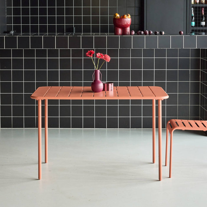 Tavolo da giardino in metallo a 4 posti, rosa tostato